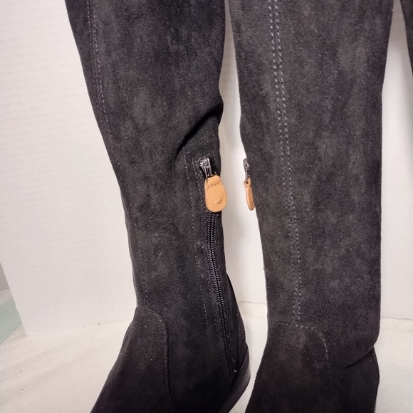 Kenneth cole gentle souls black suede stretch Emma  boot (nwot) SIZE 7M womens - Picture 2 of 6